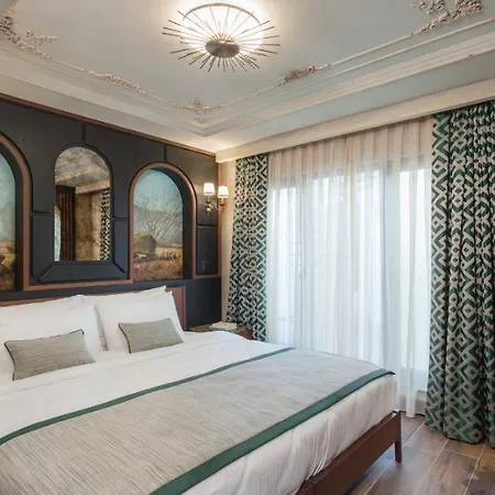 Tria Istanbul-special Category Otel 4*