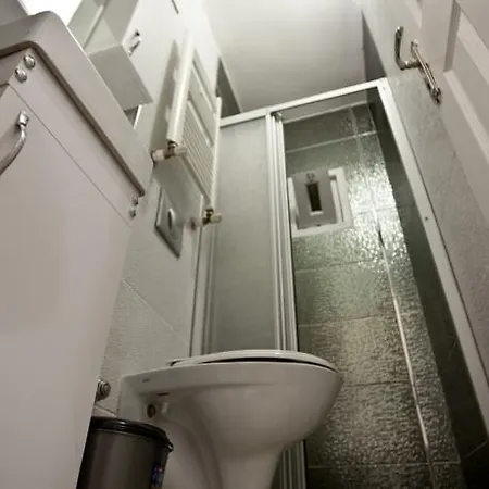 Apartment Mete