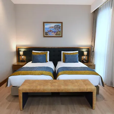 Cher & Taksim Hotel