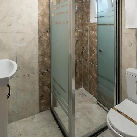 Отель Grey House - Historical Peninsula 3*
