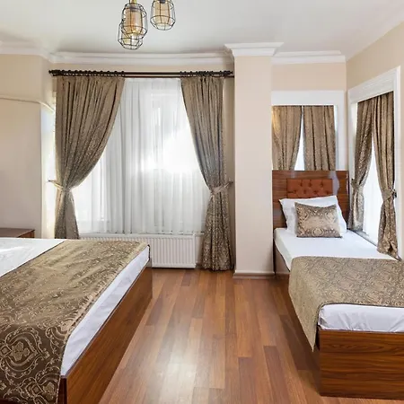 Отель Grey House - Historical Peninsula 3*