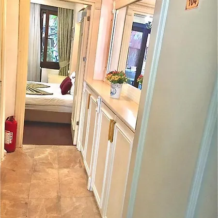 La Petite Maison Hotell Istanbul