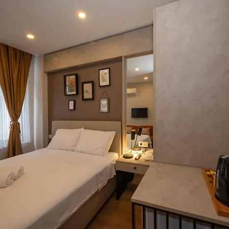 Taksim Hotell *