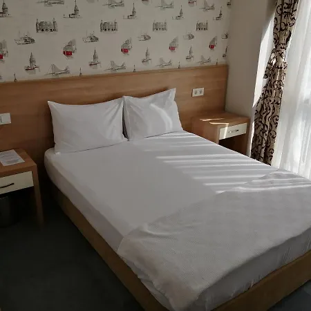 Royal Hotel