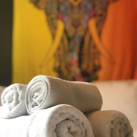 The Local & Bed and breakfast Estambul