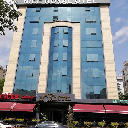 Royal Hotel