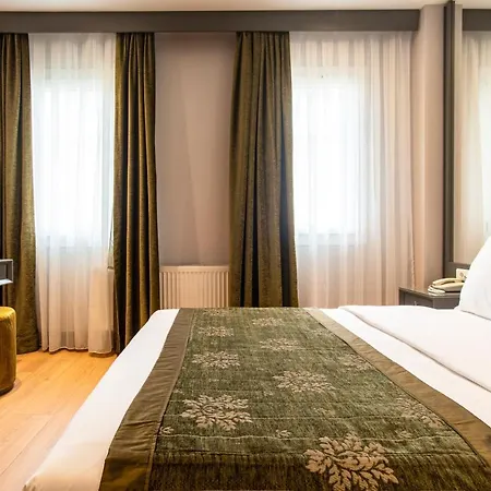 Oran Отель 4*