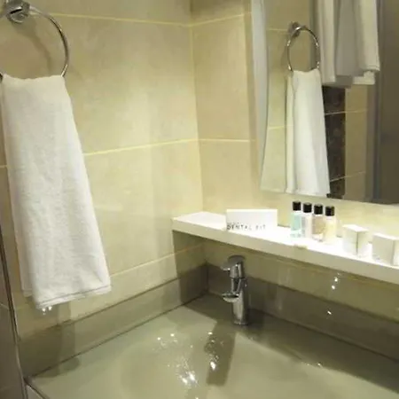Alphonse Hotel 3*