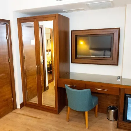 Long 3* İstanbul