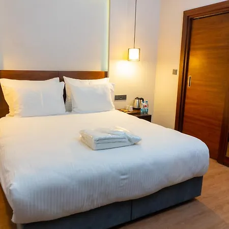 Long Hotel 3*