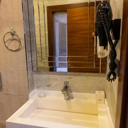 Otel Long İstanbul