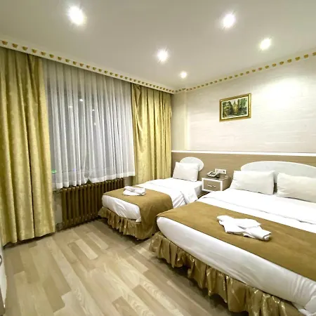Hotel Grand Oral 3*
