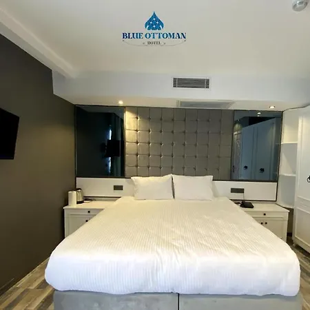 Hotel Blue Ottoman