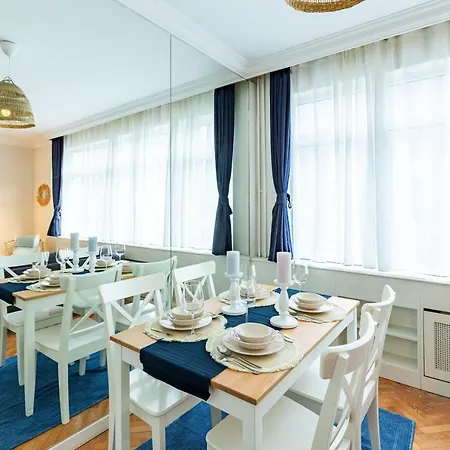 Flat With Excellent Location In Tesvikiye, Sisli