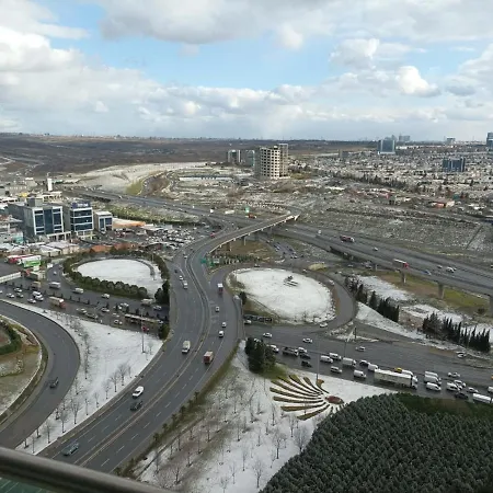 Mall Of 1 Apartment