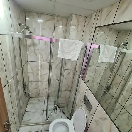 Hotel Old Park 2*