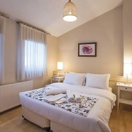 Hotel Gen Pera 3*