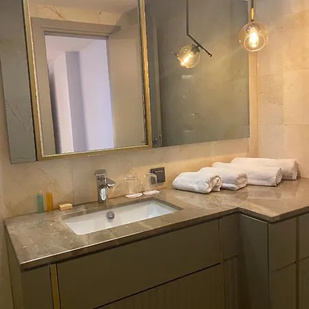 Apartment G Tower Furnished