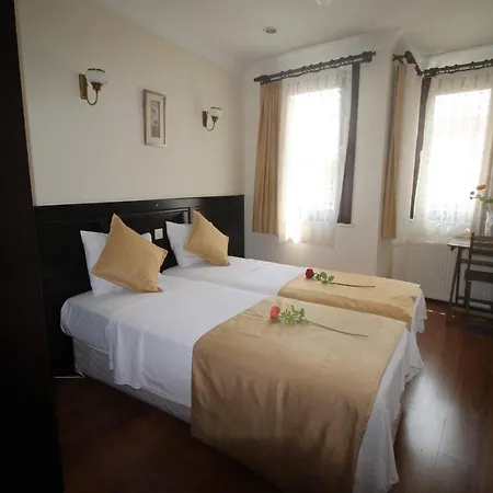 Hotel Sultans 3*