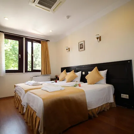 Hotel Sultans 3*