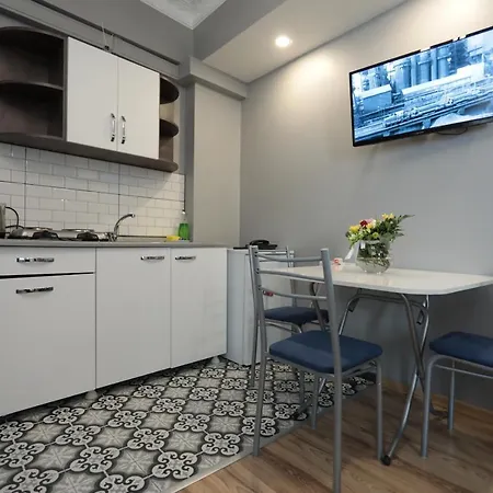 Aparthotel White Pearl 2*