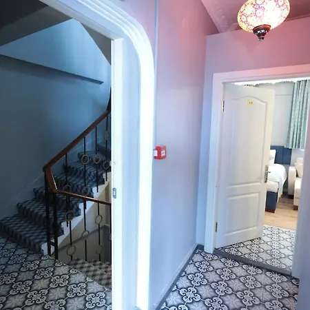 White Pearl Aparthotel Istanbul
