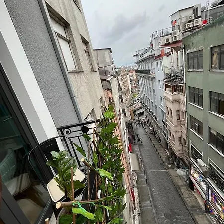 Royal Galata Hotel