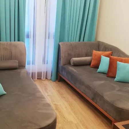 Henna Hotel