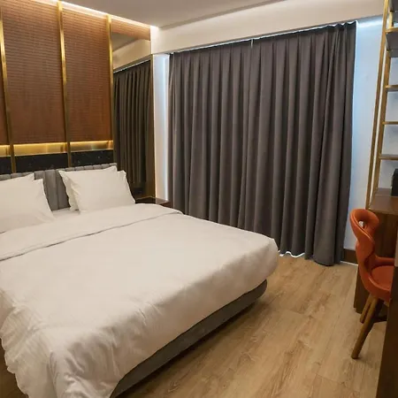 Henna Hotel