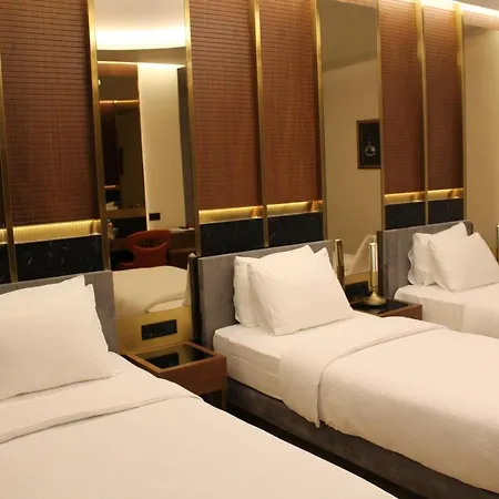 Hotel Henna 2*