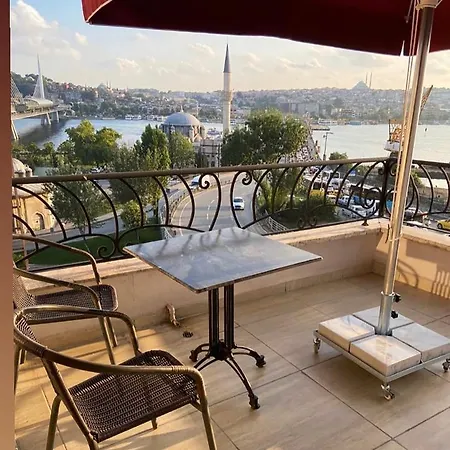 Galatolia 3*