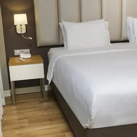 Radisson Residences Avrupa Tem Estambul