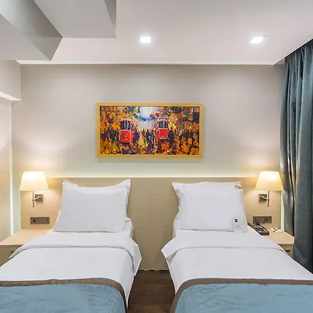 Molton Monapart Mecidiyekoy Hotel 4*