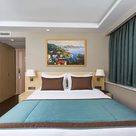 Molton Monapart Mecidiyekoy Hotel