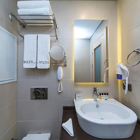 Molton Monapart Mecidiyekoy Istanbul