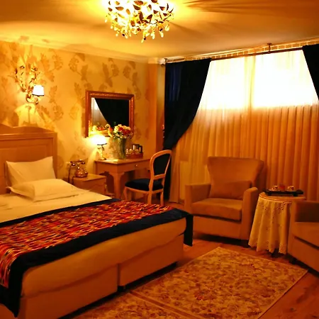 Hotel Divas 3*