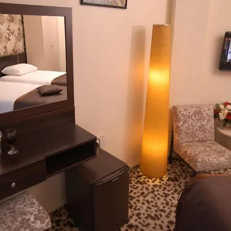 Hotell Maya 3*