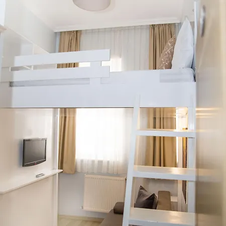 Hotel Lavanta 3*