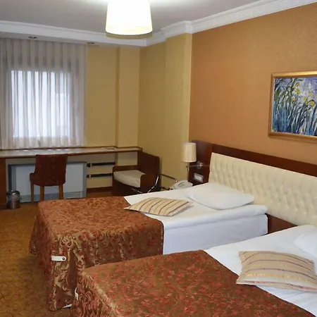 Yuksel Szálloda