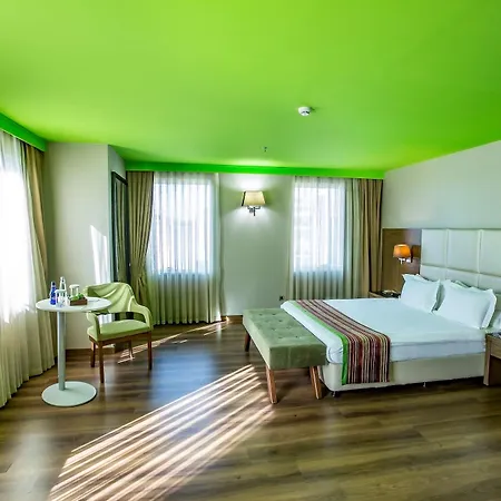 Park By Radisson Kavacik 4* Istanbul