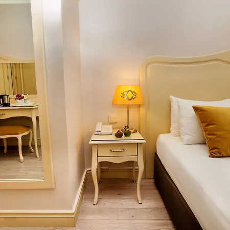 Raymond Old 4* Istanbul