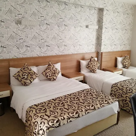 Hotel Royal 3*