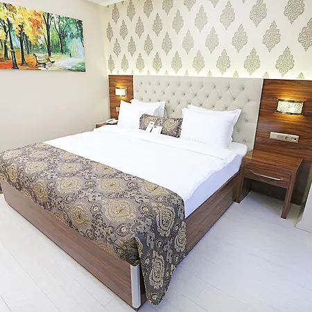 World Point Hotel 4*