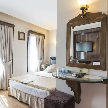 Naz Wooden House Стамбул