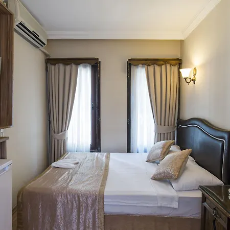 Гостевой дом Naz Wooden House Стамбул