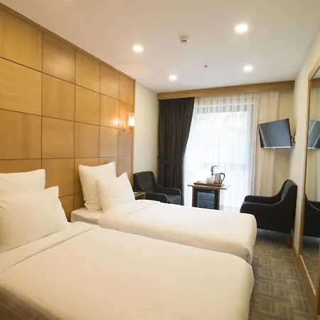 Cumbali Plaza Hotel 3*