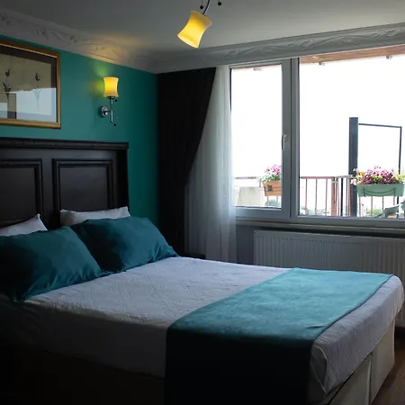 Hotel Tulip House 3*