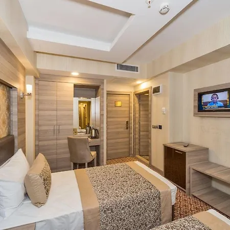 Hotel Matiat 2*