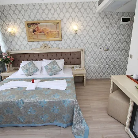 Hotel Apple Tree 3*