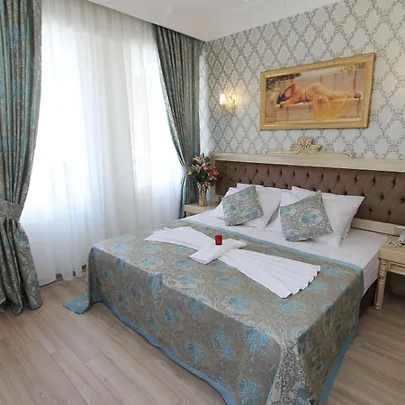 Apple Tree Hotel 3*